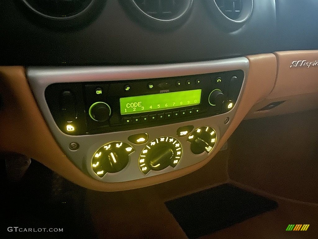 2004 Ferrari 360 Spider Controls Photos