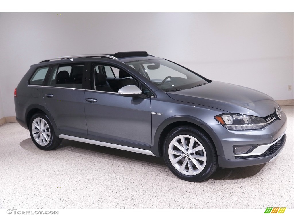 2019 Golf Alltrack S 4Motion - Platinum Gray Metallic / Titan Black photo #1