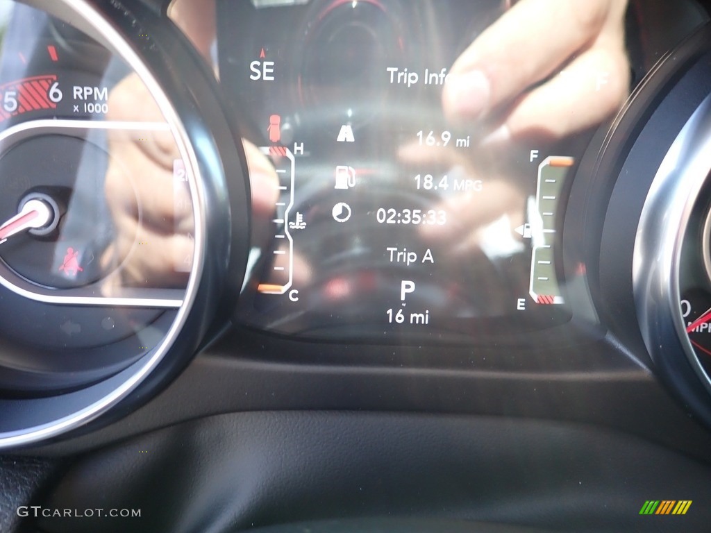 2022 Wrangler Unlimited Rubicon 4x4 - Firecracker Red / Black photo #16