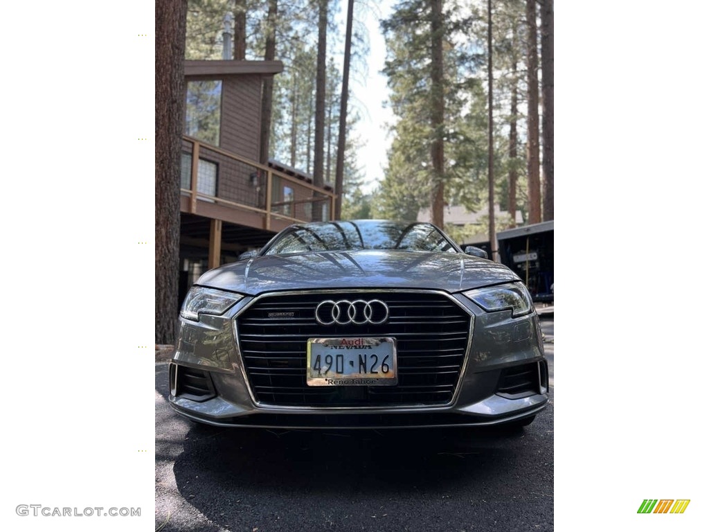 2018 A3 2.0 Premium quattro - Monsoon Gray Metallic / Black photo #22