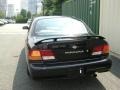 Super Black - Maxima GXE Photo No. 4