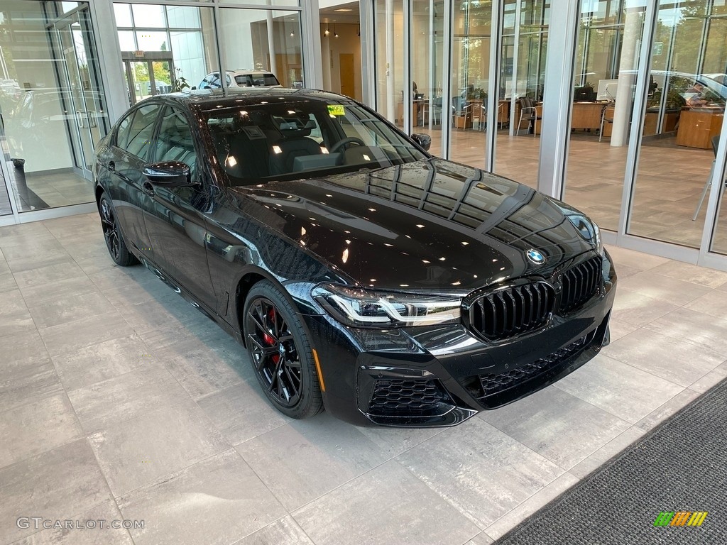 2023 5 Series 540i xDrive Sedan - Black Sapphire Metallic / Black photo #1