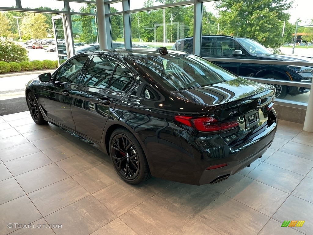 2023 5 Series 540i xDrive Sedan - Black Sapphire Metallic / Black photo #2