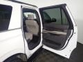 Oxford White - Expedition XLT Max 4x4 Photo No. 36