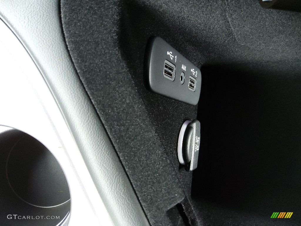 2022 Challenger R/T Shaker - Indigo Blue / Black photo #24