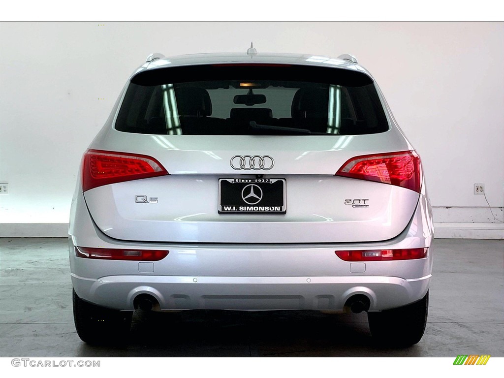 2011 Q5 2.0T quattro - Ice Silver Metallic / Black photo #3