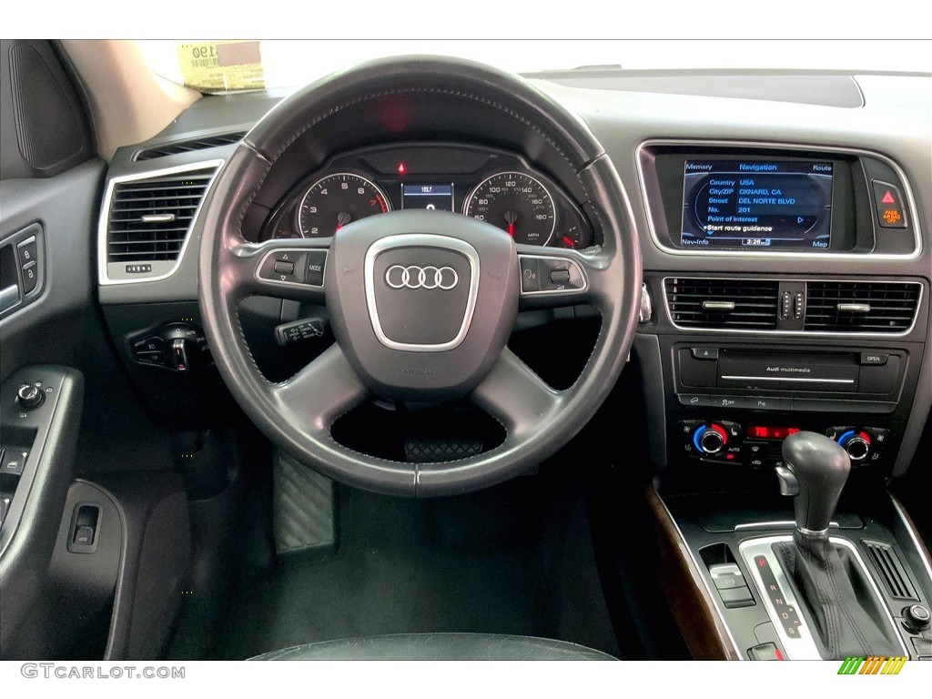 2011 Q5 2.0T quattro - Ice Silver Metallic / Black photo #4