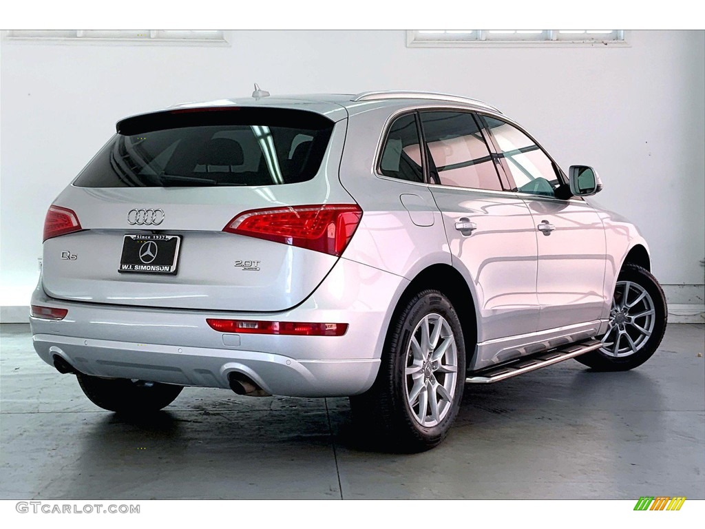 2011 Q5 2.0T quattro - Ice Silver Metallic / Black photo #13