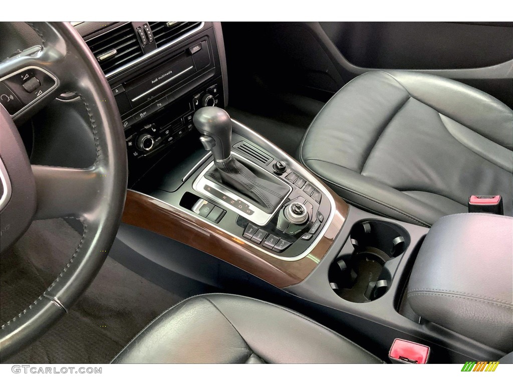 2011 Q5 2.0T quattro - Ice Silver Metallic / Black photo #17