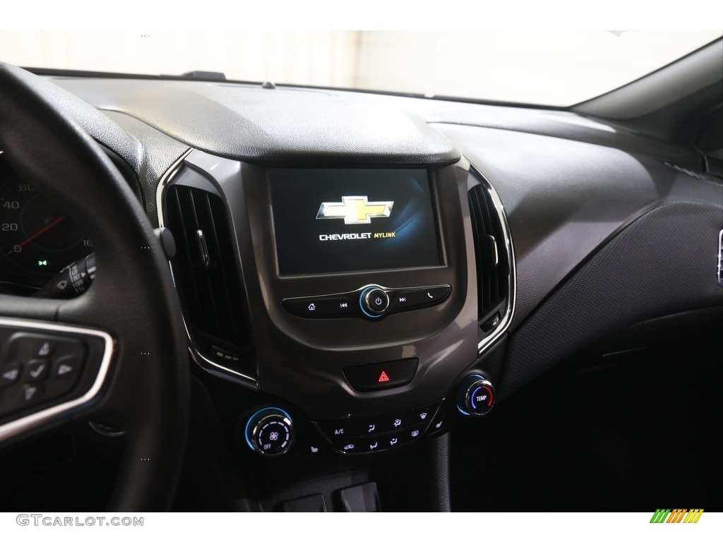 2017 Cruze LT - Graphite Metallic / Jet Black photo #9