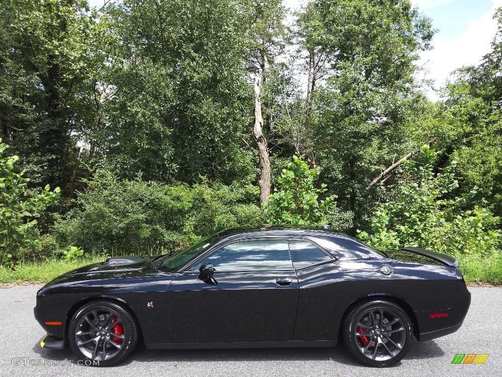 Pitch Black 2022 Dodge Challenger R/T Scat Pack Shaker Exterior Photo #144825440