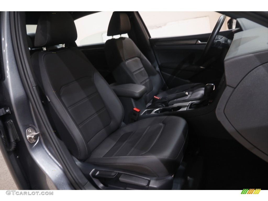 2021 Volkswagen Passat R-Line Front Seat Photo #144825815