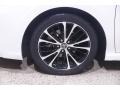 Super White - Camry SE Photo No. 18