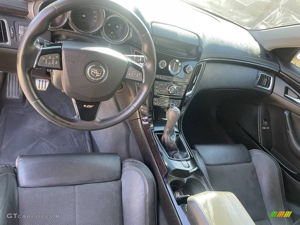 2013 Cadillac CTS -V Sedan Interior Color Photos