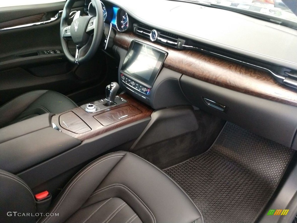2018 Maserati Quattroporte S Q4 AWD Front Seat Photos