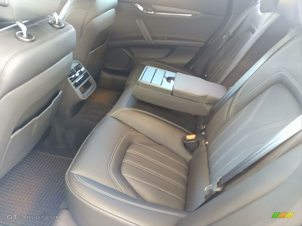 2018 Maserati Quattroporte S Q4 AWD Interior Color Photos