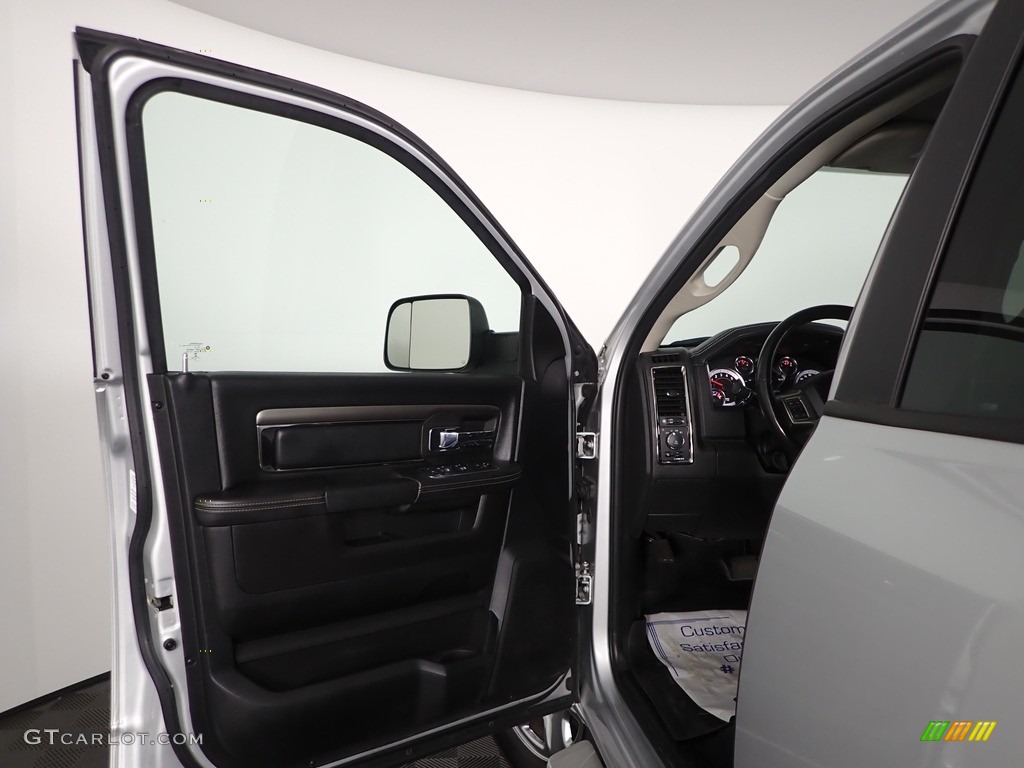 2018 2500 Laramie Crew Cab 4x4 - Bright Silver Metallic / Black photo #13