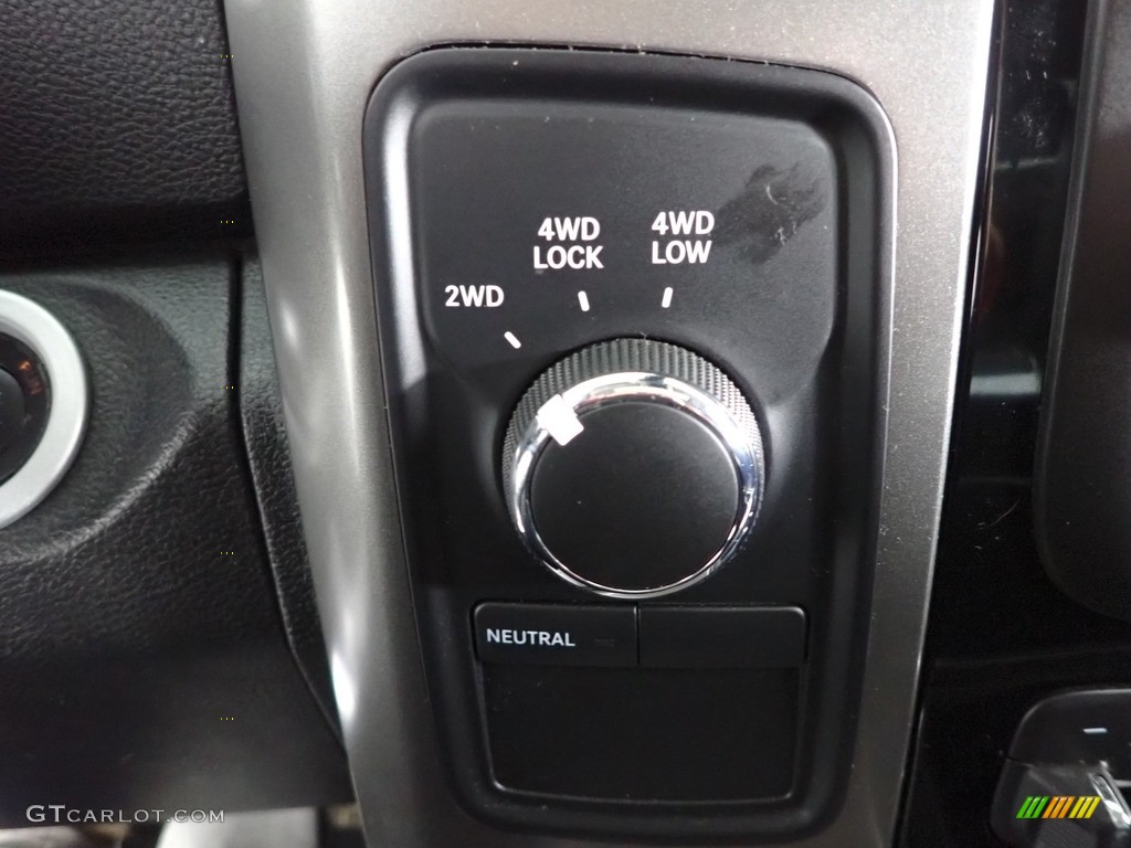 2018 2500 Laramie Crew Cab 4x4 - Bright Silver Metallic / Black photo #22