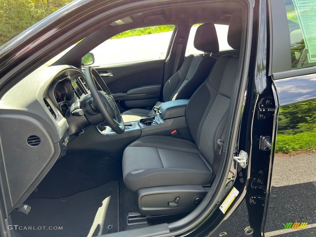 2022 Dodge Charger SXT Blacktop Front Seat Photos