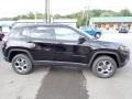 Diamond Black Crystal Pearl - Compass Trailhawk 4x4 Photo No. 7