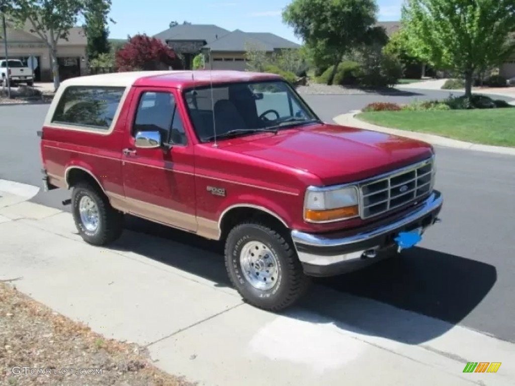 1995 Bronco XL 4x4 - Electric Current Red Pearl / Medium Parchment photo #1