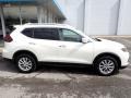 2020 Glacier White Nissan Rogue SV AWD  photo #2