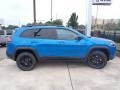 Hydro Blue Pearl - Cherokee X 4x4 Photo No. 6