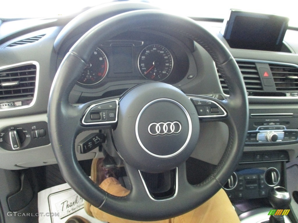 2018 Q3 2.0 TFSI Premium Plus quattro - Daytona Gray Metallic / Black photo #32