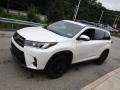 Blizzard Pearl White - Highlander SE AWD Photo No. 11