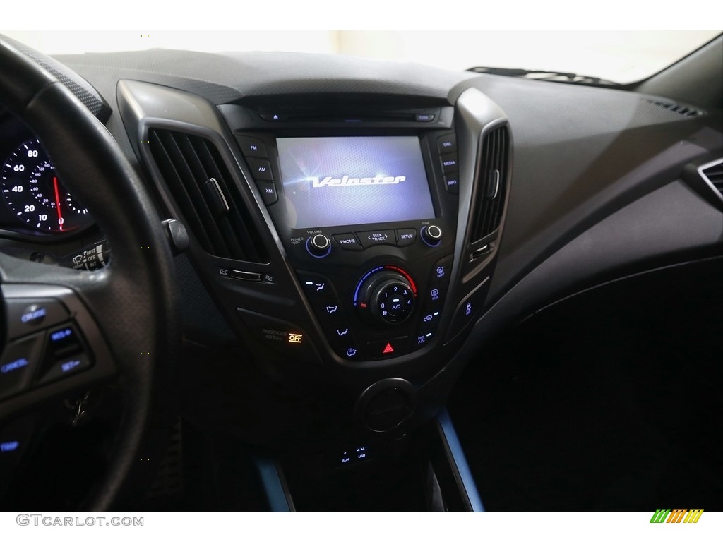 2016 Hyundai Veloster Rally Edition Black/Blue Dashboard Photo #144836902