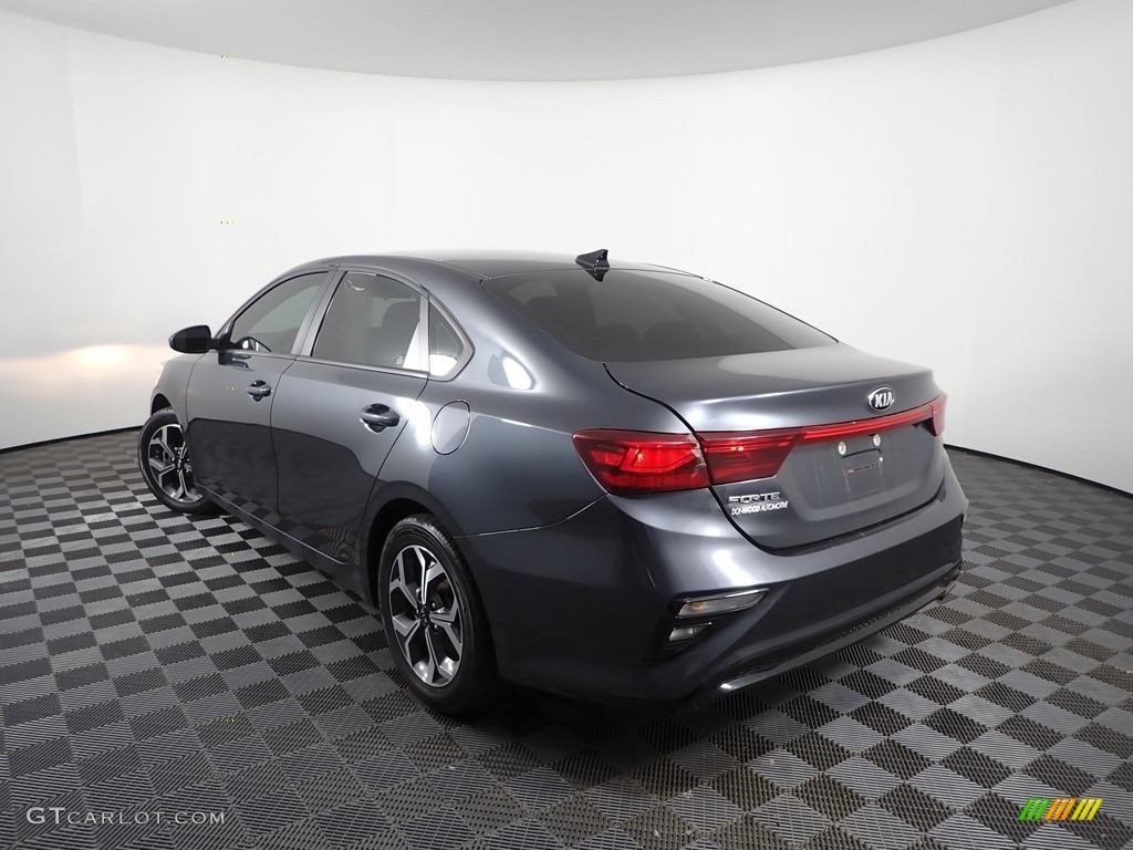 2019 Forte LXS - Gravity Grey / Black photo #6