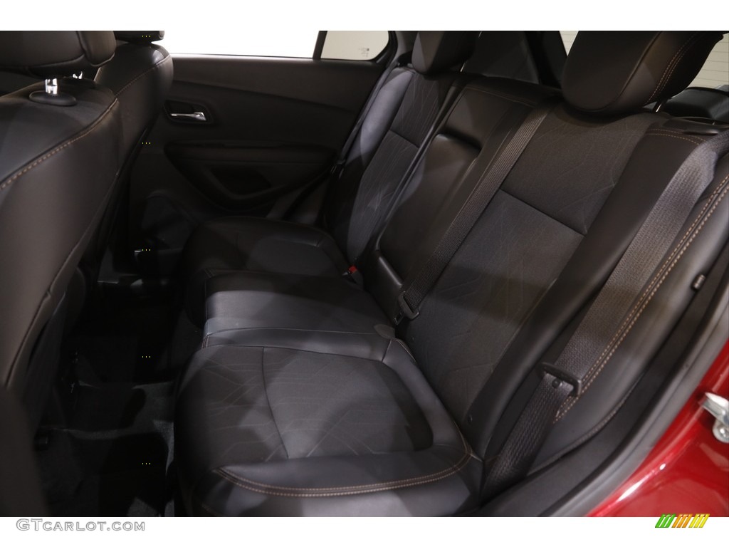 2019 Trax LT AWD - Cajun Red Tintcoat / Jet Black photo #16