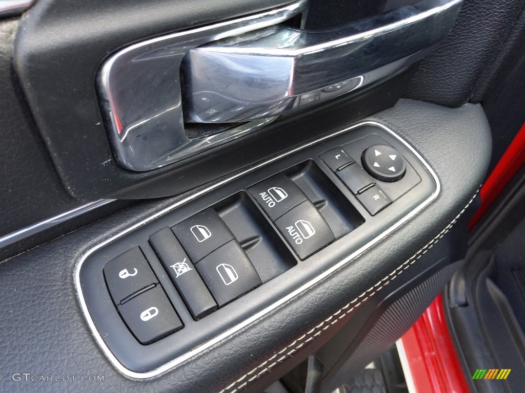 2016 Ram 1500 Laramie Crew Cab 4x4 Door Panel Photos