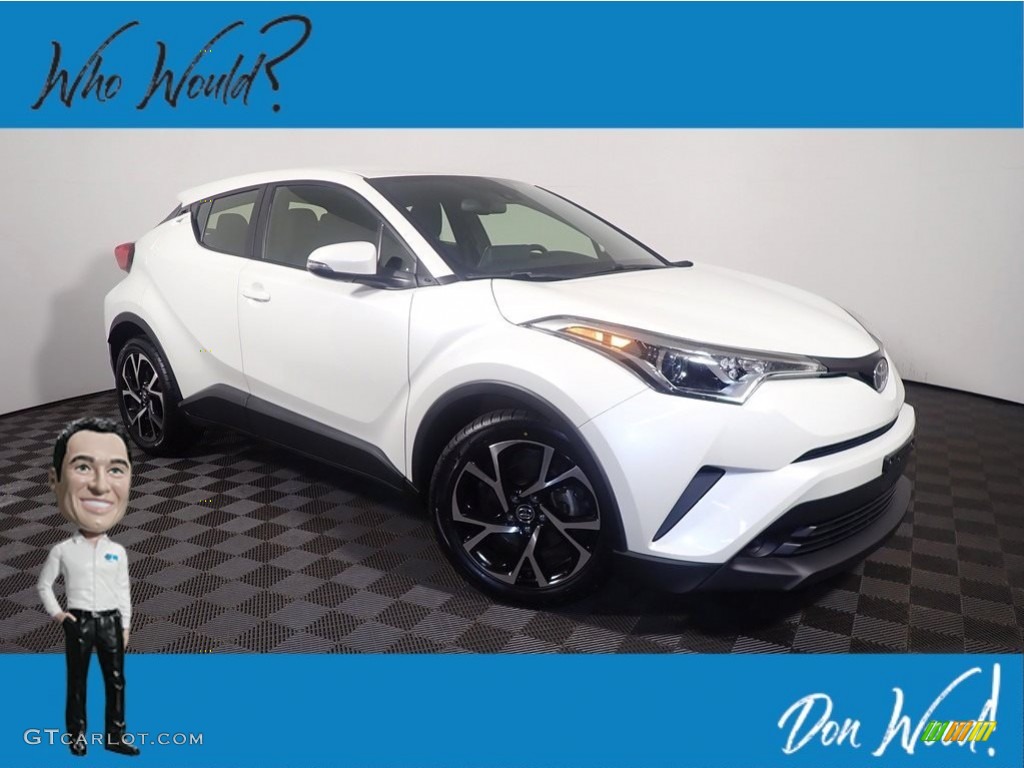 2019 C-HR XLE - Blizzard White Pearl / Black photo #1