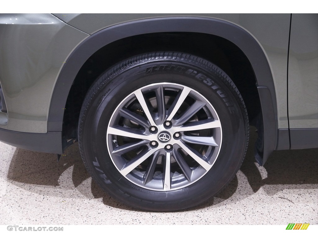 2019 Highlander XLE AWD - Alumina Jade Metallic / Ash photo #22