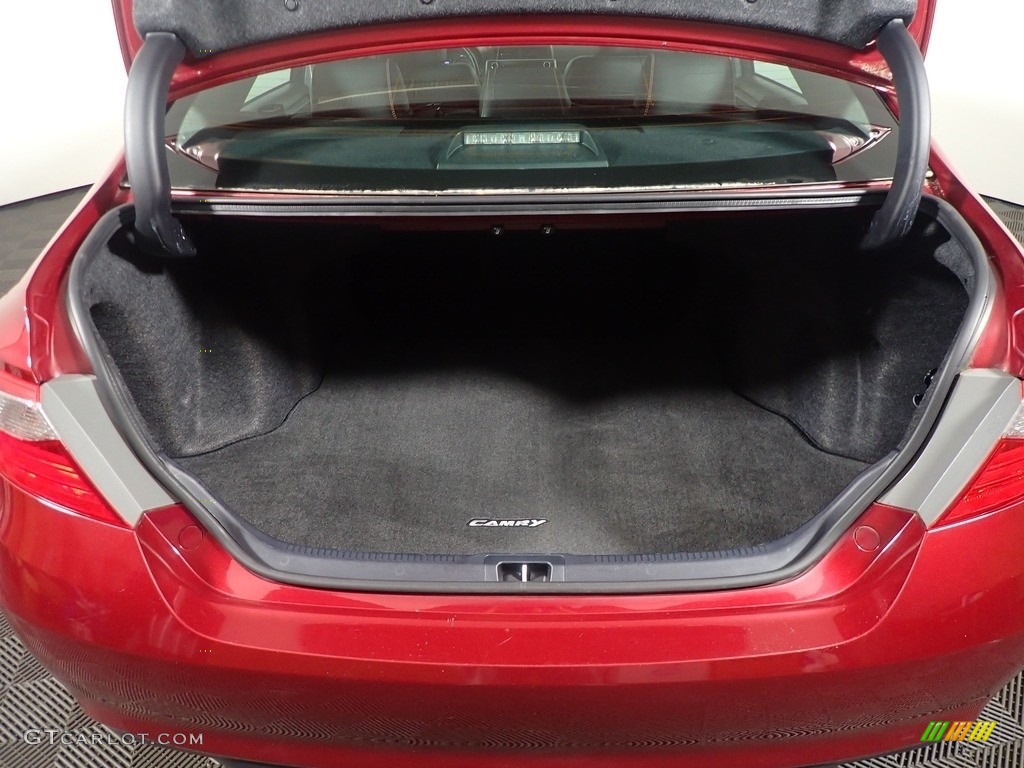 2015 Camry SE - Ruby Flare Pearl / Black photo #14