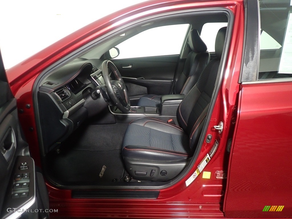 2015 Camry SE - Ruby Flare Pearl / Black photo #19