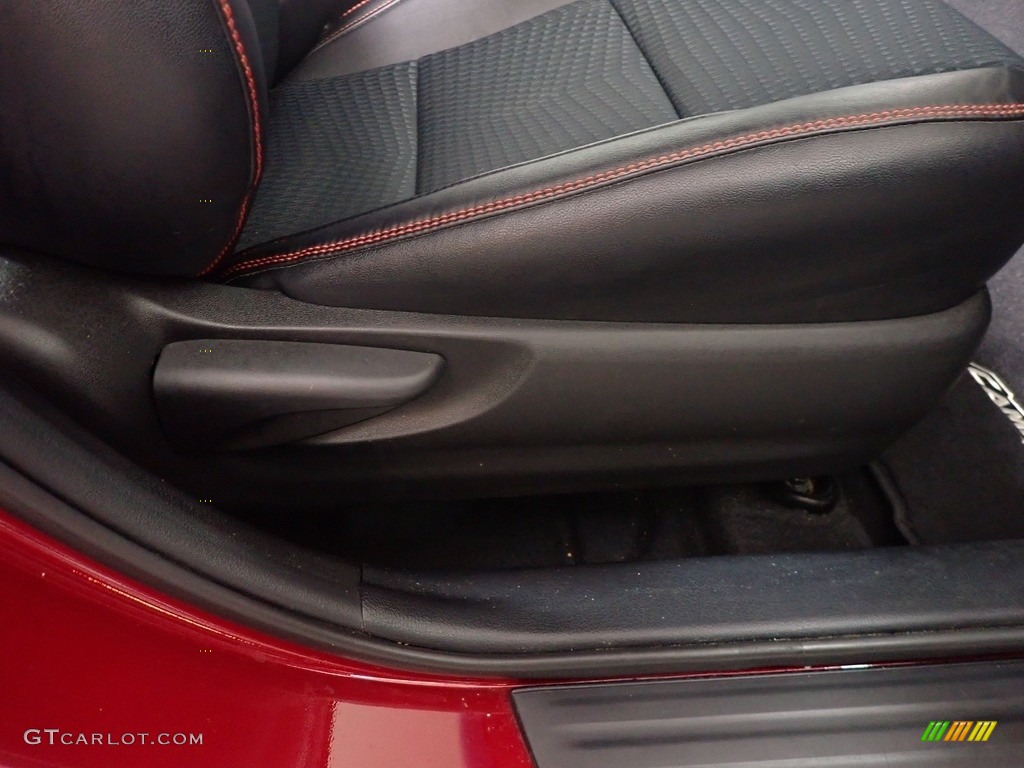 2015 Camry SE - Ruby Flare Pearl / Black photo #36