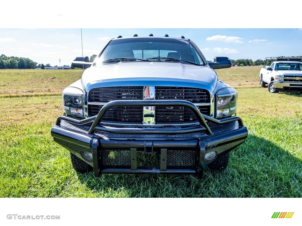 2006 Ram 2500 ST Quad Cab 4x4 - Bright Silver Metallic / Medium Slate Gray photo #9