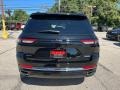 Diamond Black Crystal Pearl - Grand Cherokee Overland 4x4 Photo No. 10