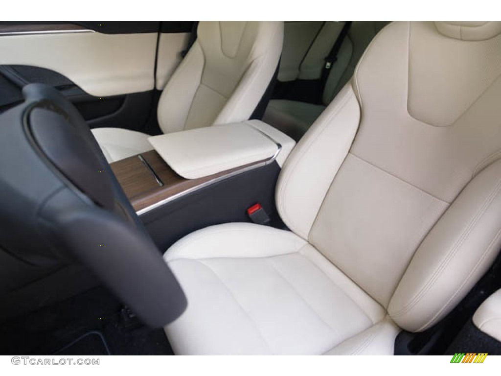 2022 Tesla Model S AWD Front Seat Photo #144851120
