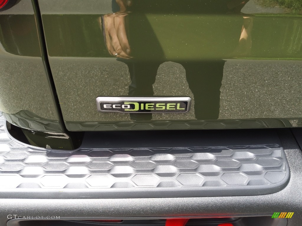 2022 Jeep Gladiator Rubicon 4x4 Marks and Logos Photos