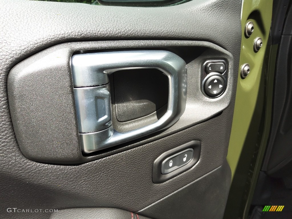 2022 Jeep Gladiator Rubicon 4x4 Door Panel Photos