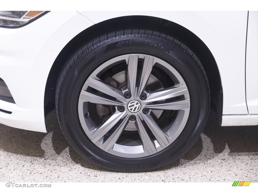 2019 Volkswagen Jetta R-Line Wheel Photo #144855447