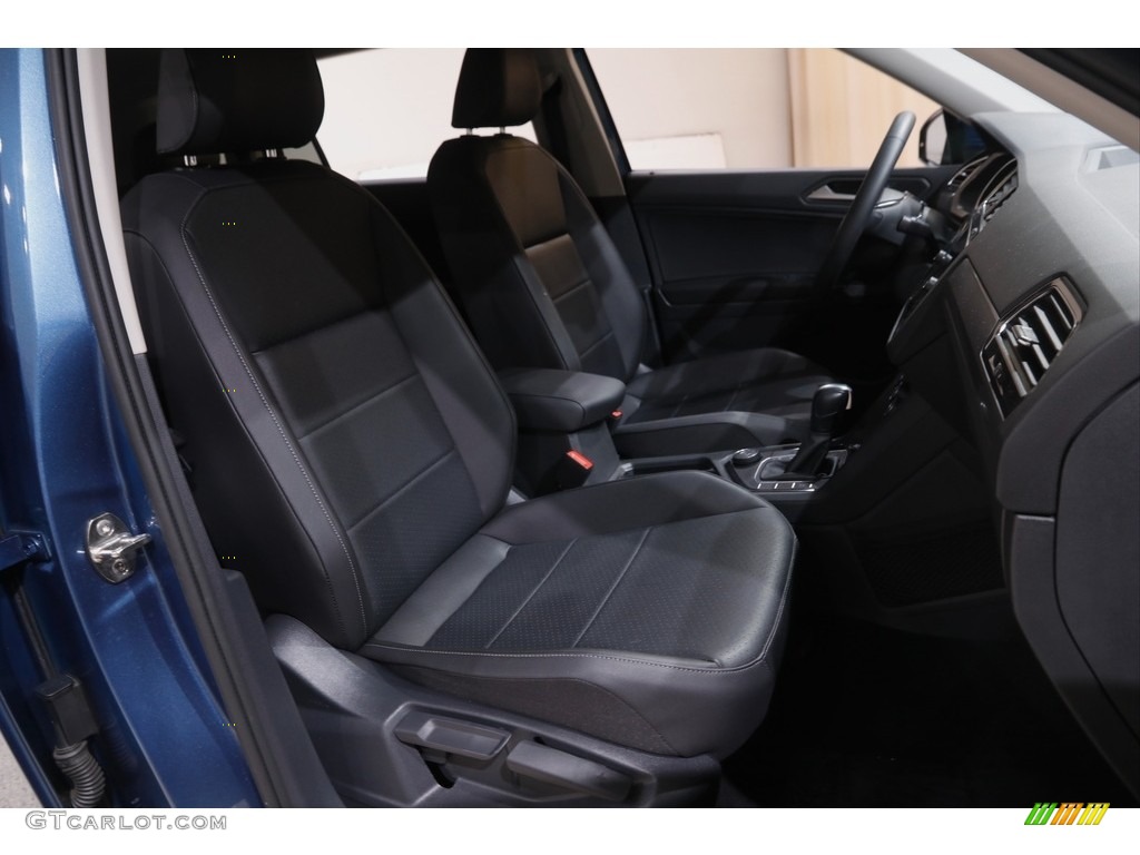 2020 Tiguan SE 4MOTION - Blue Silk Metallic / Titan Black photo #15