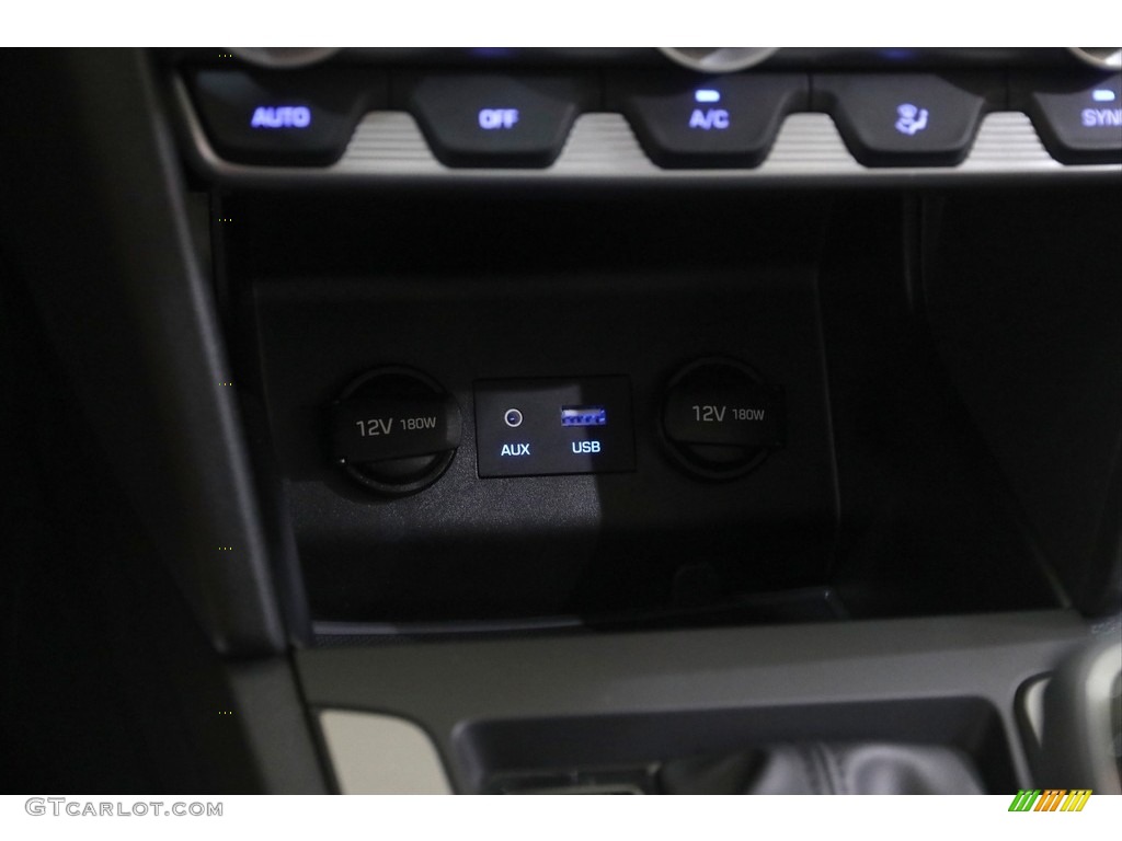 2020 Elantra SE - Machine Gray / Black photo #13