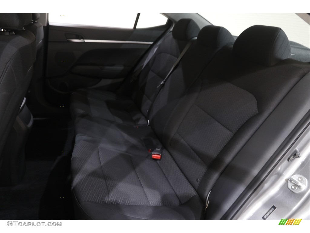 2020 Elantra SE - Machine Gray / Black photo #17