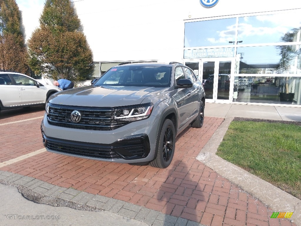 2023 Volkswagen Atlas Cross Sport SEL R-Line Black 4Motion Exterior Photos