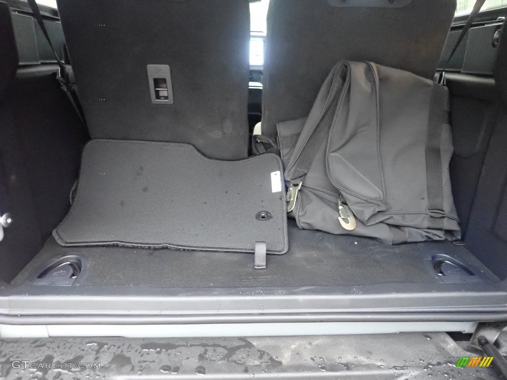 2021 Ford Bronco Wildtrak 4x4 2-Door Trunk Photos