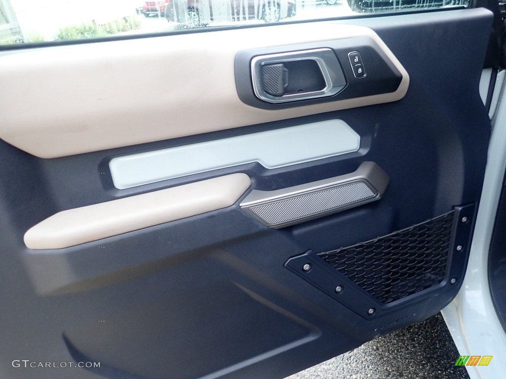 2021 Ford Bronco Wildtrak 4x4 2-Door Door Panel Photos